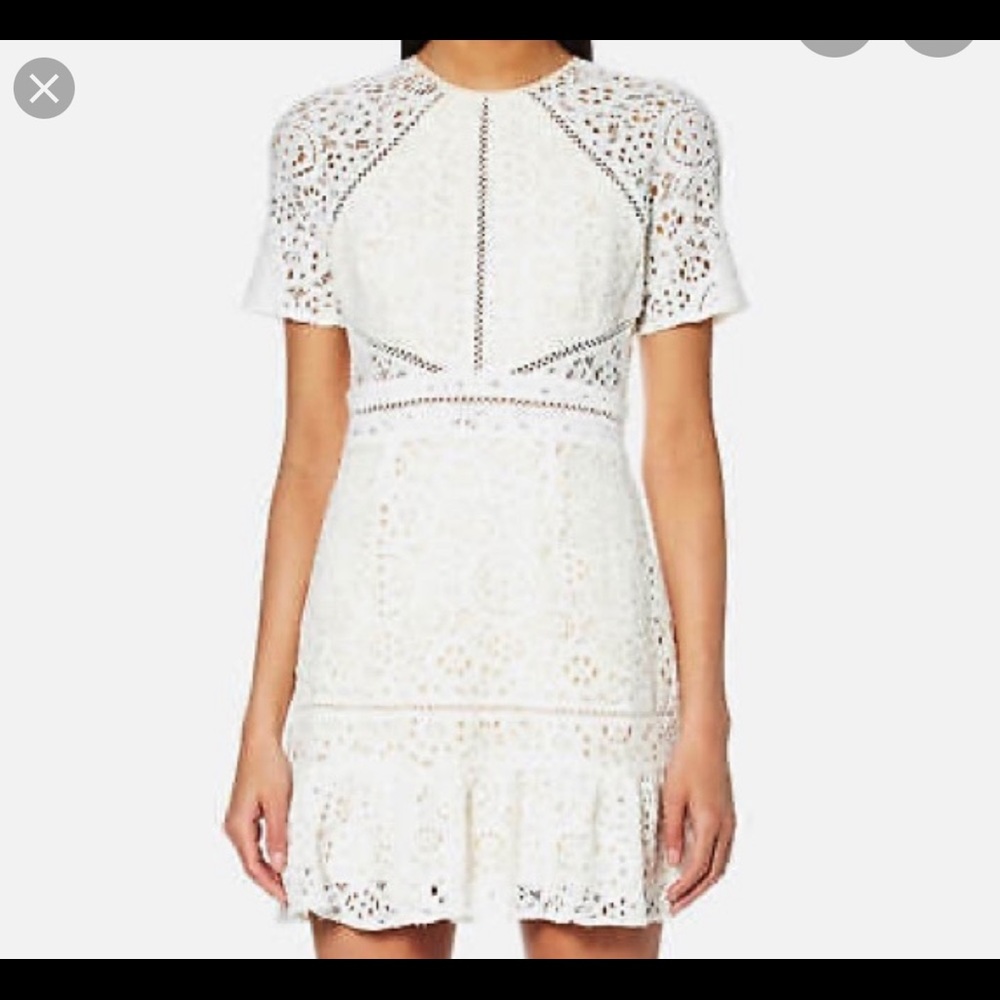 FoxieDox Edne White Lace dress NWT